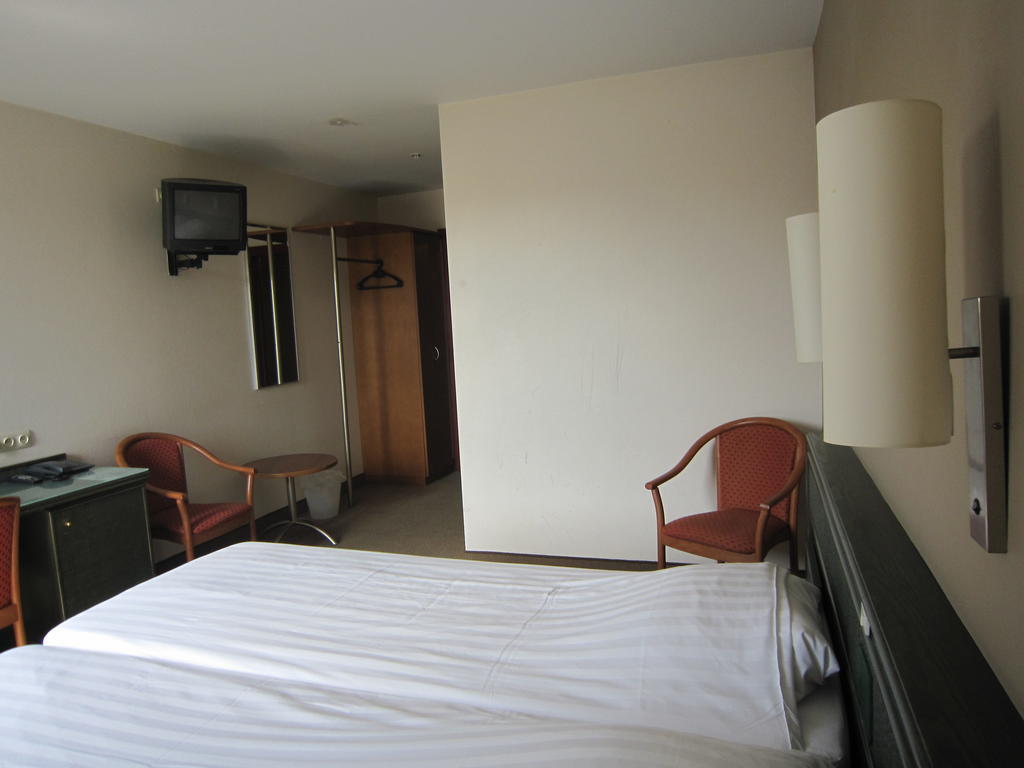 Hotel De Vrede Diksmuide Room photo